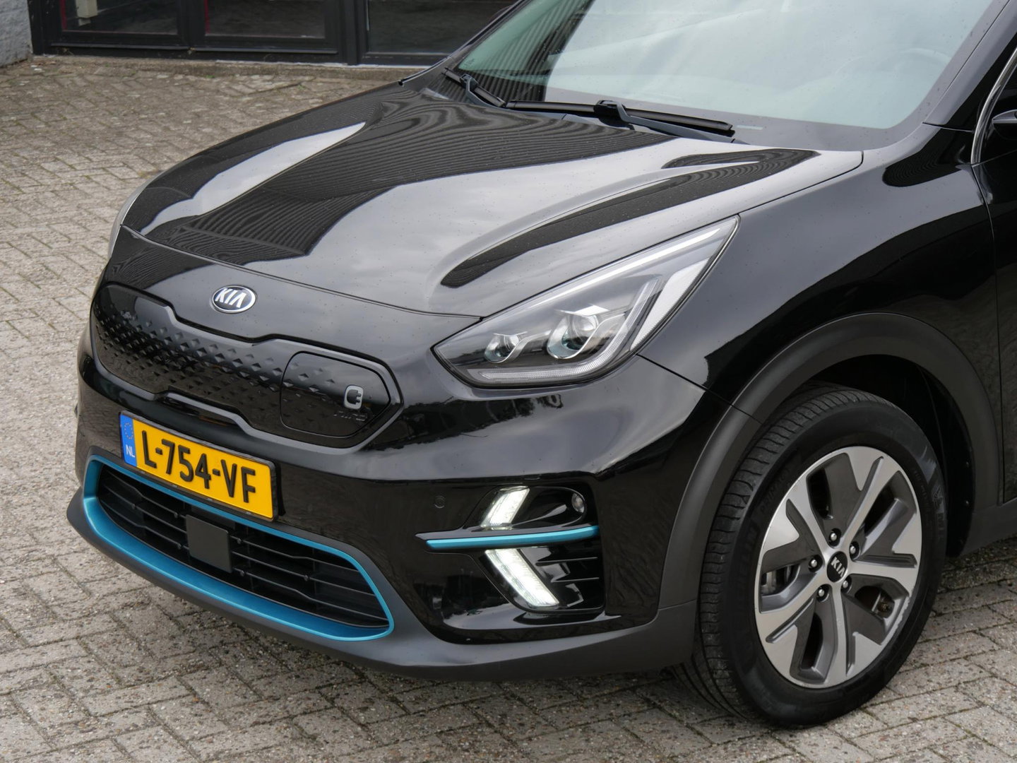 Kia e-Niro 64kWh DYNAMICPLUSLINE/ SCHUIFDAK/ SOH 97%/ NL-AUTO 1STE EIGENAAR