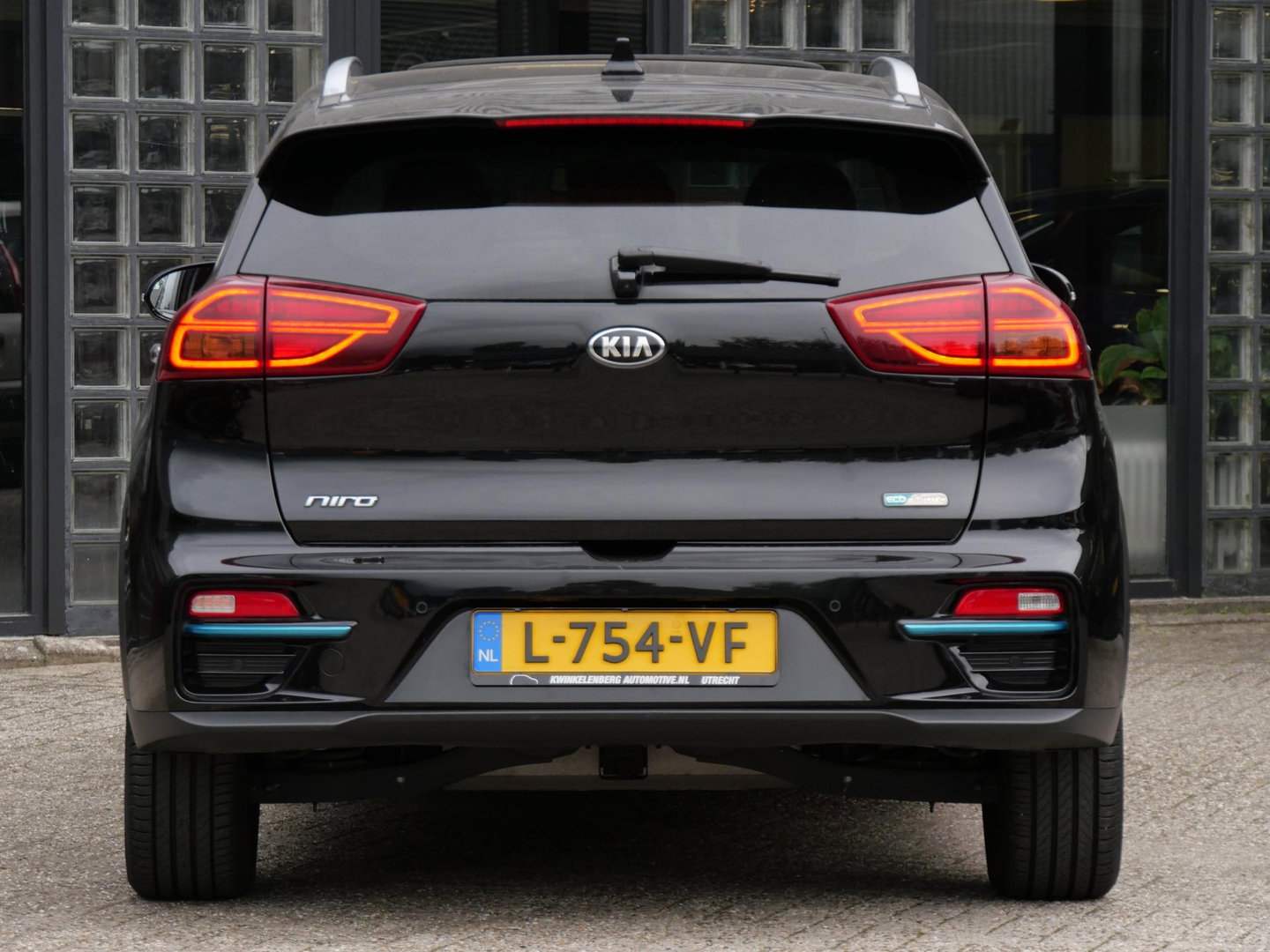 Kia e-Niro 64kWh DYNAMICPLUSLINE/ SCHUIFDAK/ SOH 97%/ NL-AUTO 1STE EIGENAAR