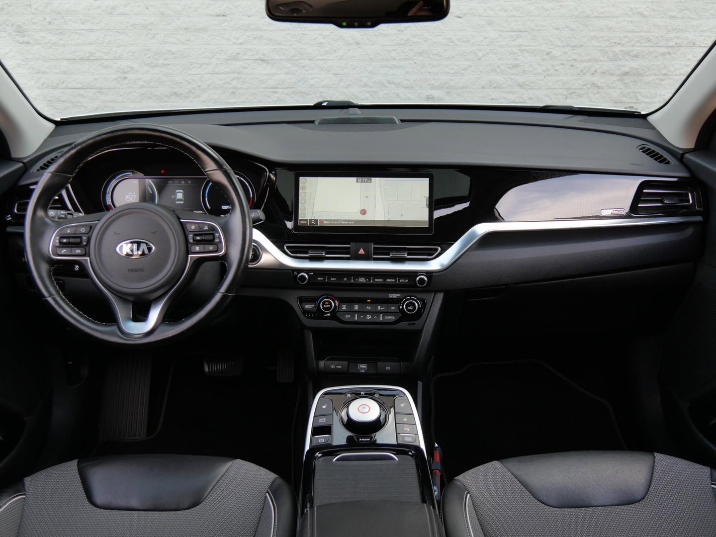 Kia e-Niro 64kWh DYNAMICPLUSLINE/ SCHUIFDAK/ SOH 97%/ NL-AUTO 1STE EIGENAAR
