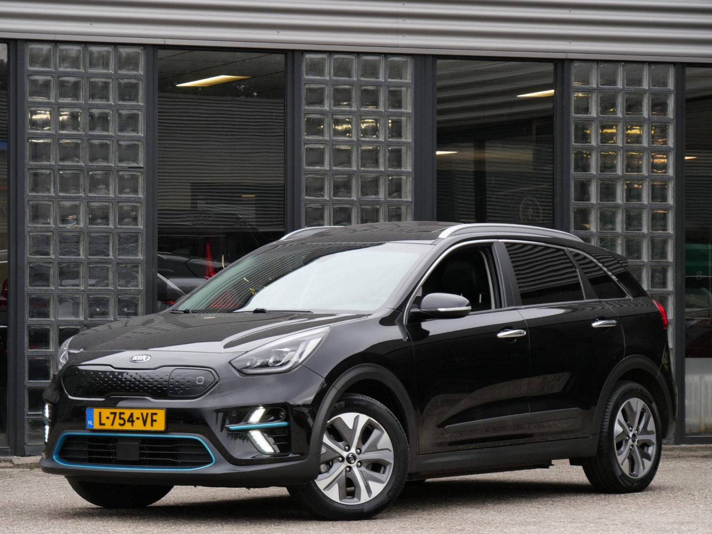 Kia e-Niro 64kWh DYNAMICPLUSLINE/ SCHUIFDAK/ SOH 97%/ NL-AUTO 1STE EIGENAAR
