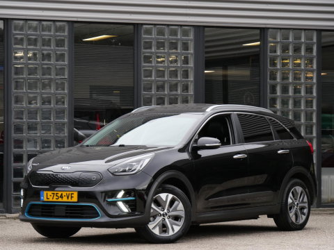 Kia e-Niro 64kWh DYNAMICPLUSLINE/ SCHUIFDAK/ SOH 97%/ NL-AUTO 1STE EIGENAAR