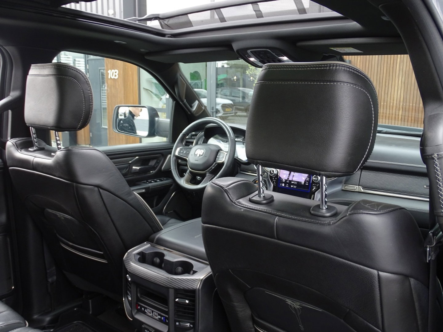 Dodge Ram 1500 5.7 V8 402PK 4X4 Limited / Harman Kardon / pano / *NAP* / BTW