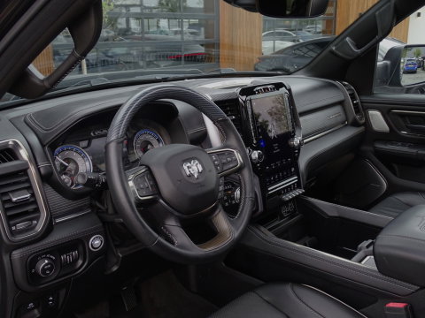 Dodge Ram 1500 5.7 V8 402PK 4X4 Limited / Harman Kardon / pano / *NAP* / BTW