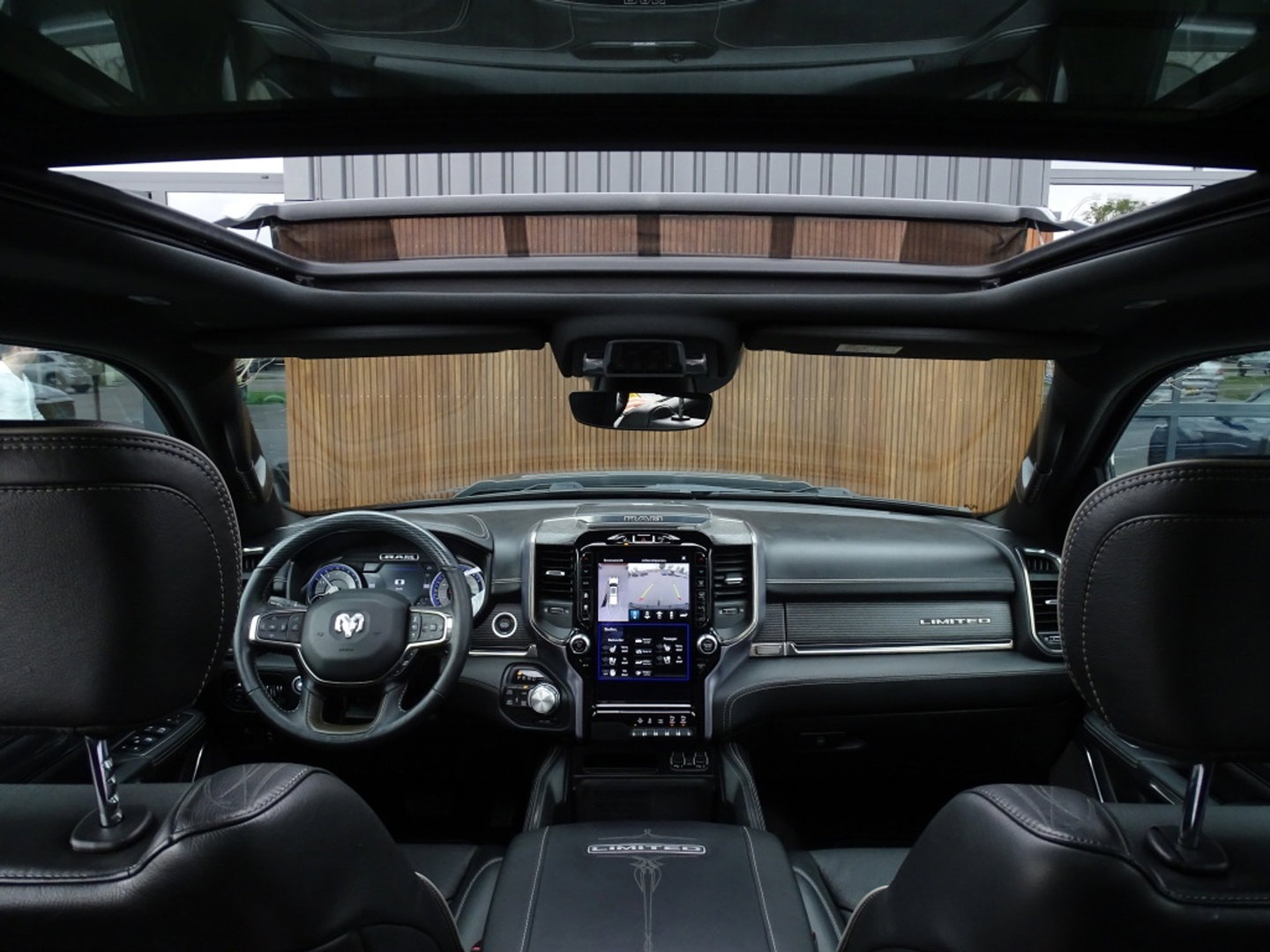 Dodge Ram 1500 5.7 V8 402PK 4X4 Limited / Harman Kardon / pano / *NAP* / BTW