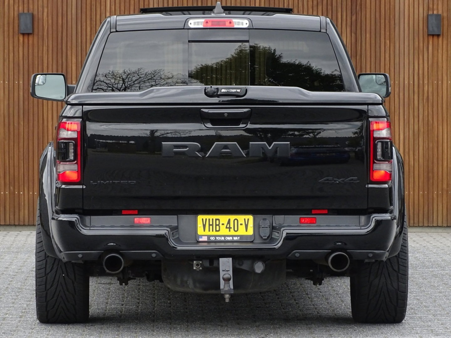 Dodge Ram 1500 5.7 V8 402PK 4X4 Limited / Harman Kardon / pano / *NAP* / BTW