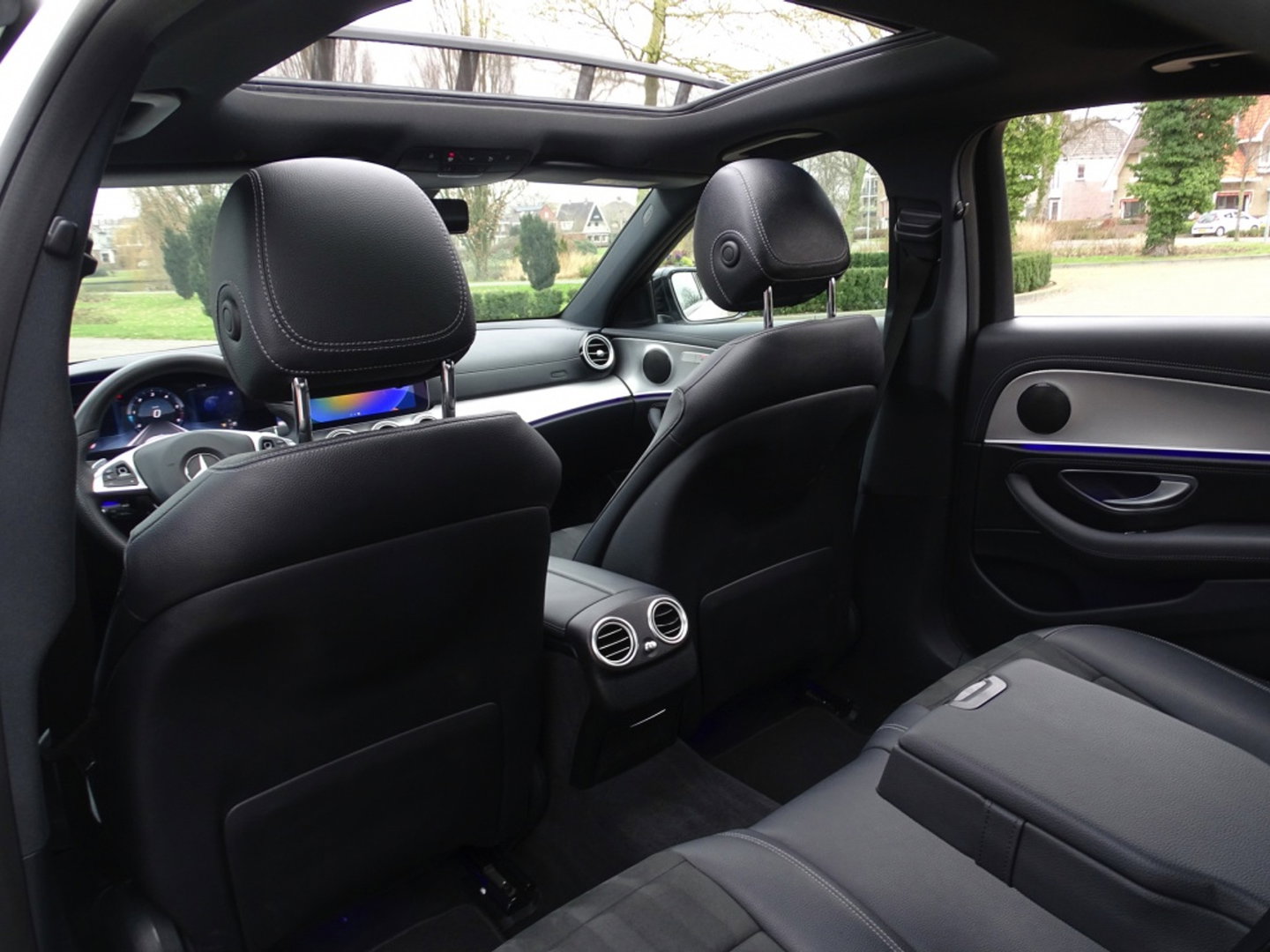 Mercedes-Benz E-Klasse 220 d automaat / Prestige Plus / AMG pakket / LED