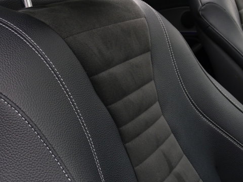 Mercedes-Benz E-Klasse 220 d automaat / Prestige Plus / AMG pakket / LED
