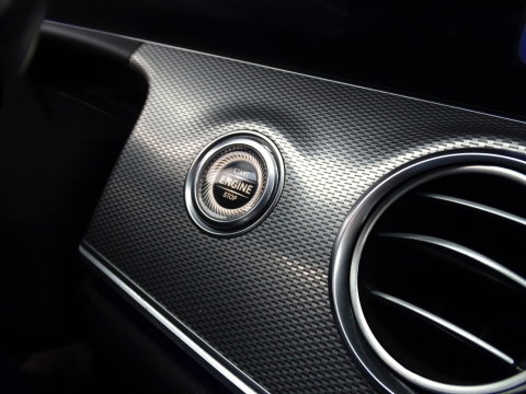 Mercedes-Benz E-Klasse 220 d automaat / Prestige Plus / AMG pakket / LED
