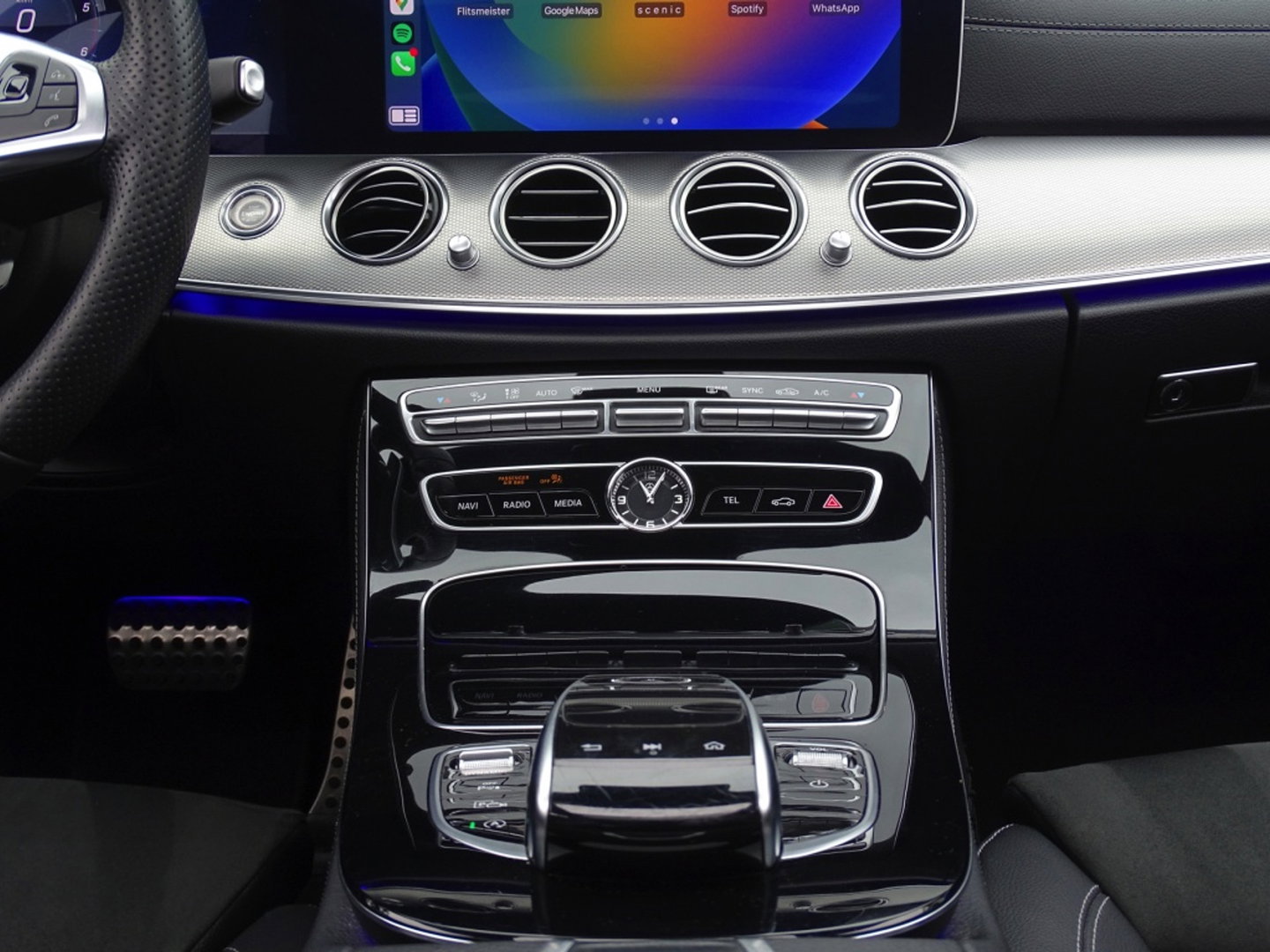 Mercedes-Benz E-Klasse 220 d automaat / Prestige Plus / AMG pakket / LED
