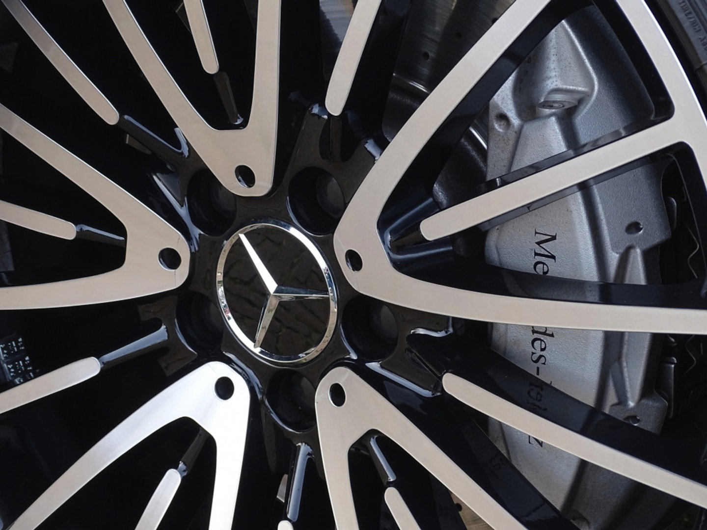 Mercedes-Benz E-Klasse 220 d automaat / Prestige Plus / AMG pakket / LED