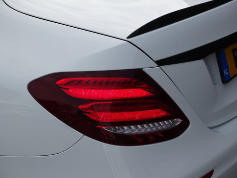 Mercedes-Benz E-Klasse 220 d automaat / Prestige Plus / AMG pakket / LED