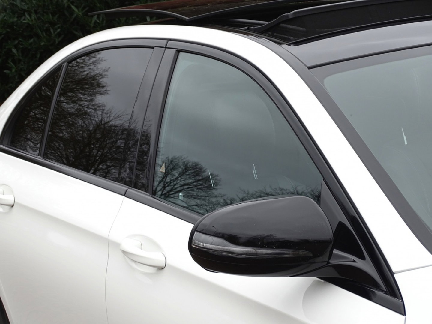 Mercedes-Benz E-Klasse 220 d automaat / Prestige Plus / AMG pakket / LED