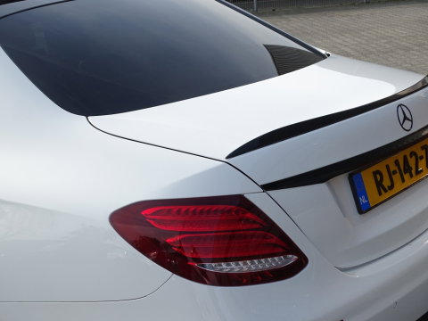 Mercedes-Benz E-Klasse 220 d automaat / Prestige Plus / AMG pakket / LED