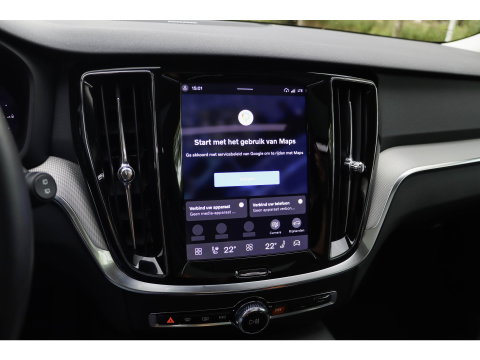 Volvo V60 T8 AWD Plus Dark Forest Lake Pano 360 Cam | 19'' | Thor Lights | Trekhaak wegkl.
