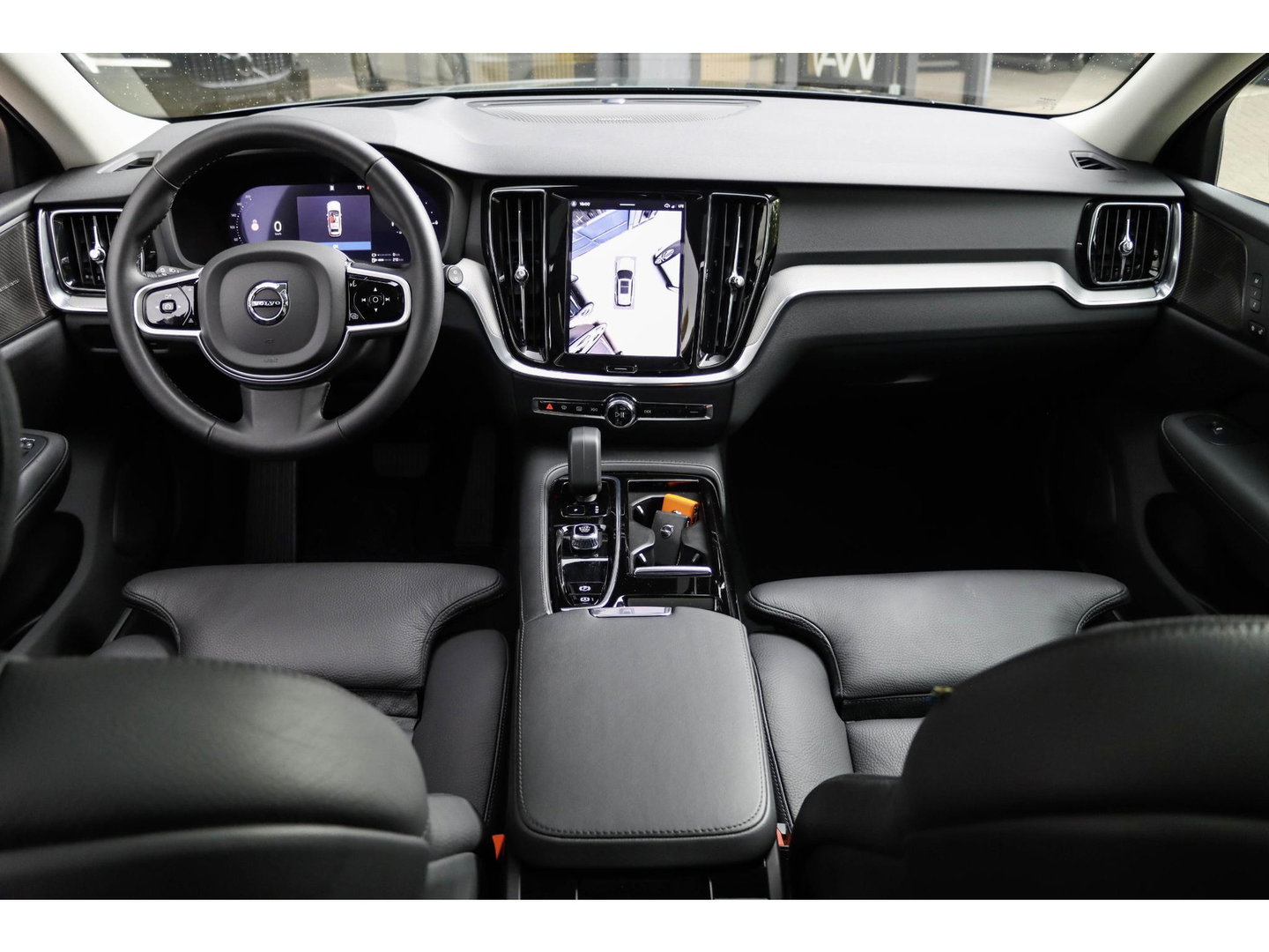 Volvo V60 T8 AWD Plus Dark Forest Lake Pano 360 Cam | 19'' | Thor Lights | Trekhaak wegkl.