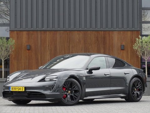 Porsche Taycan 4S 79 kWh 530PK / LED