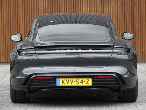Porsche Taycan 4S 79 kWh 530PK / LED