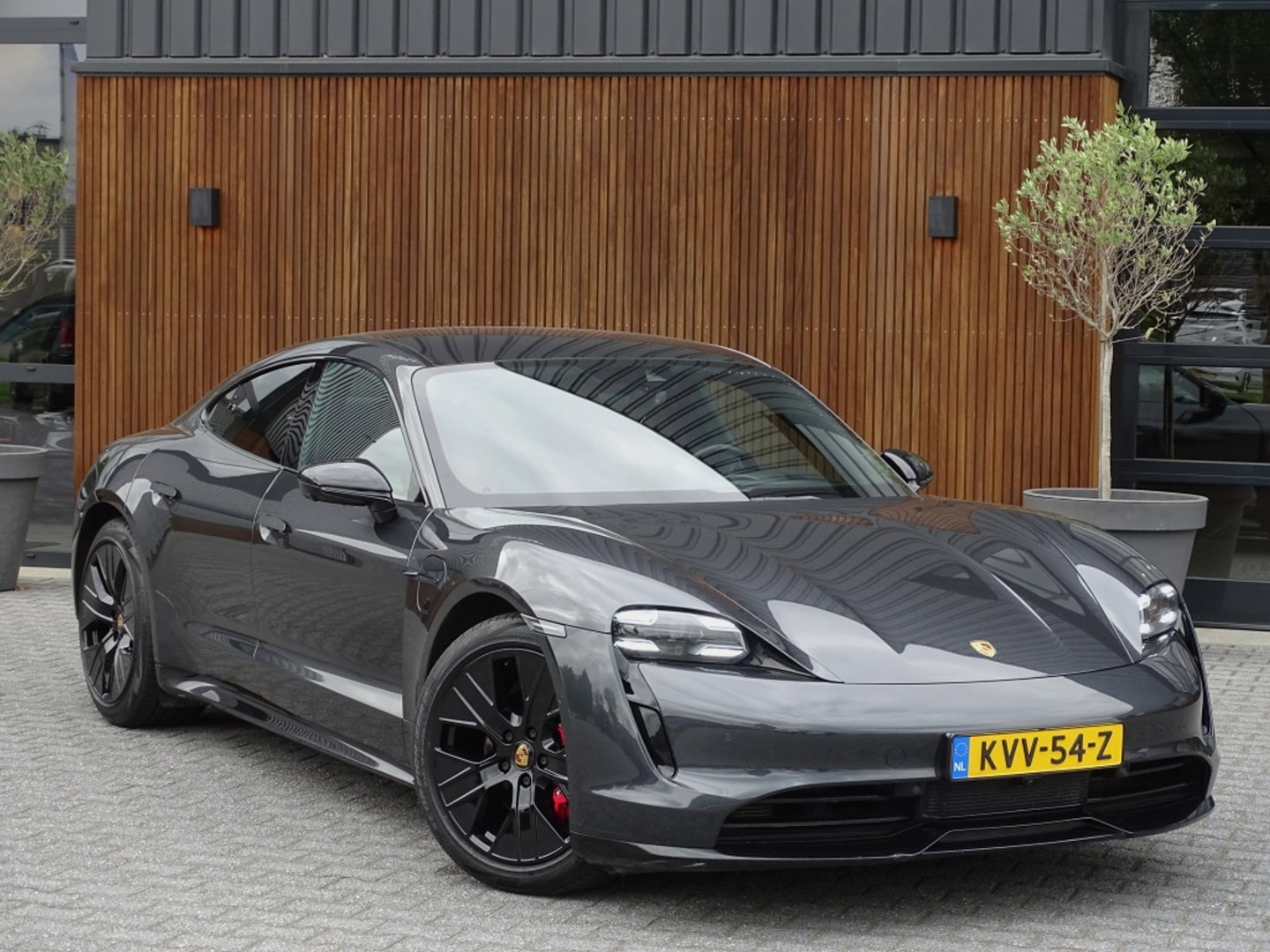 Porsche Taycan 4S 79 kWh 530PK / LED