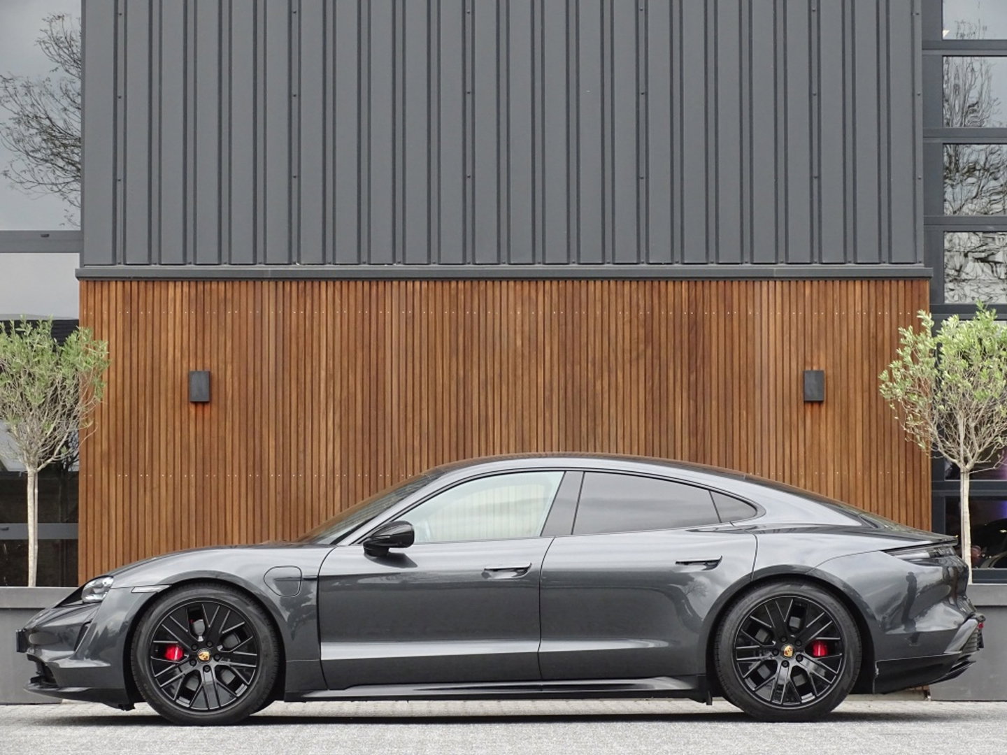 Porsche Taycan 4S 79 kWh 530PK / LED