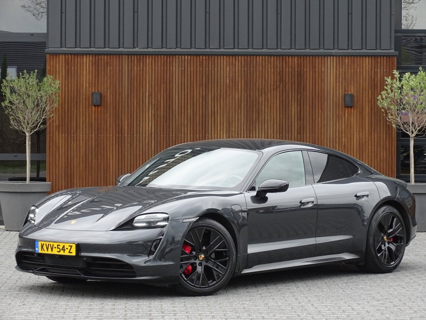 Porsche Taycan 4S 79 kWh 530PK / LED