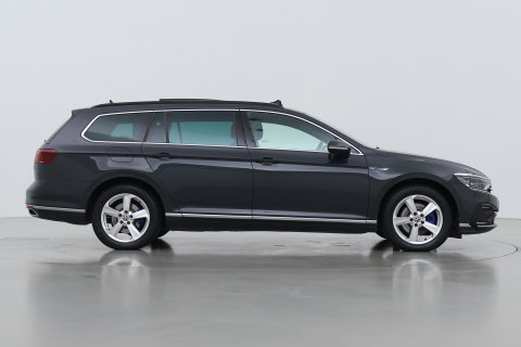 Volkswagen Passat Variant 1.4 TSI PHEV GTE Business | Massage | Panoramadak | 360° Camera | ACC | Standkachel | DCC | Matrix LED