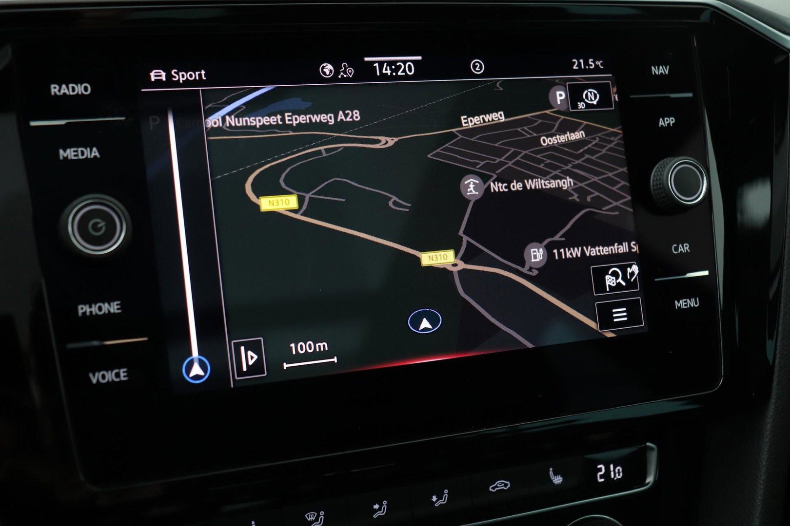 Volkswagen Passat Variant 1.4 TSI PHEV GTE Business | Massage | Panoramadak | 360° Camera | ACC | Standkachel | DCC | Matrix LED