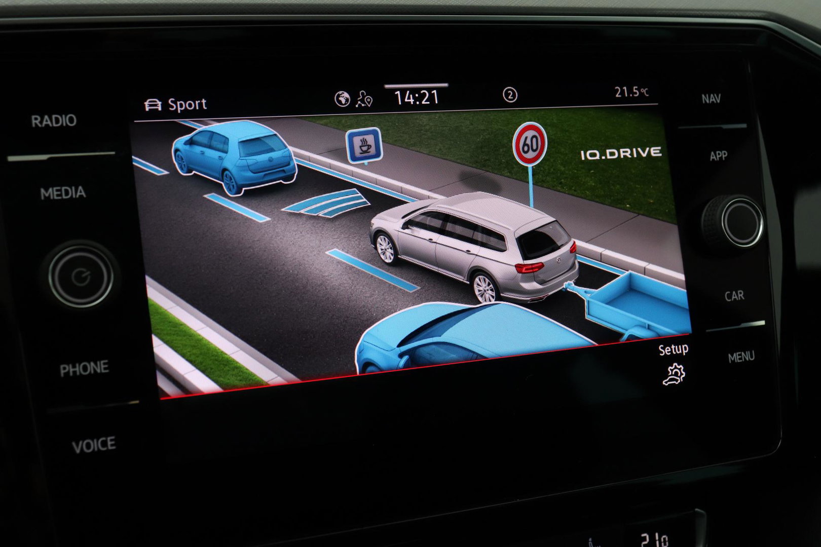 Volkswagen Passat Variant 1.4 TSI PHEV GTE Business | Massage | Panoramadak | 360° Camera | ACC | Standkachel | DCC | Matrix LED