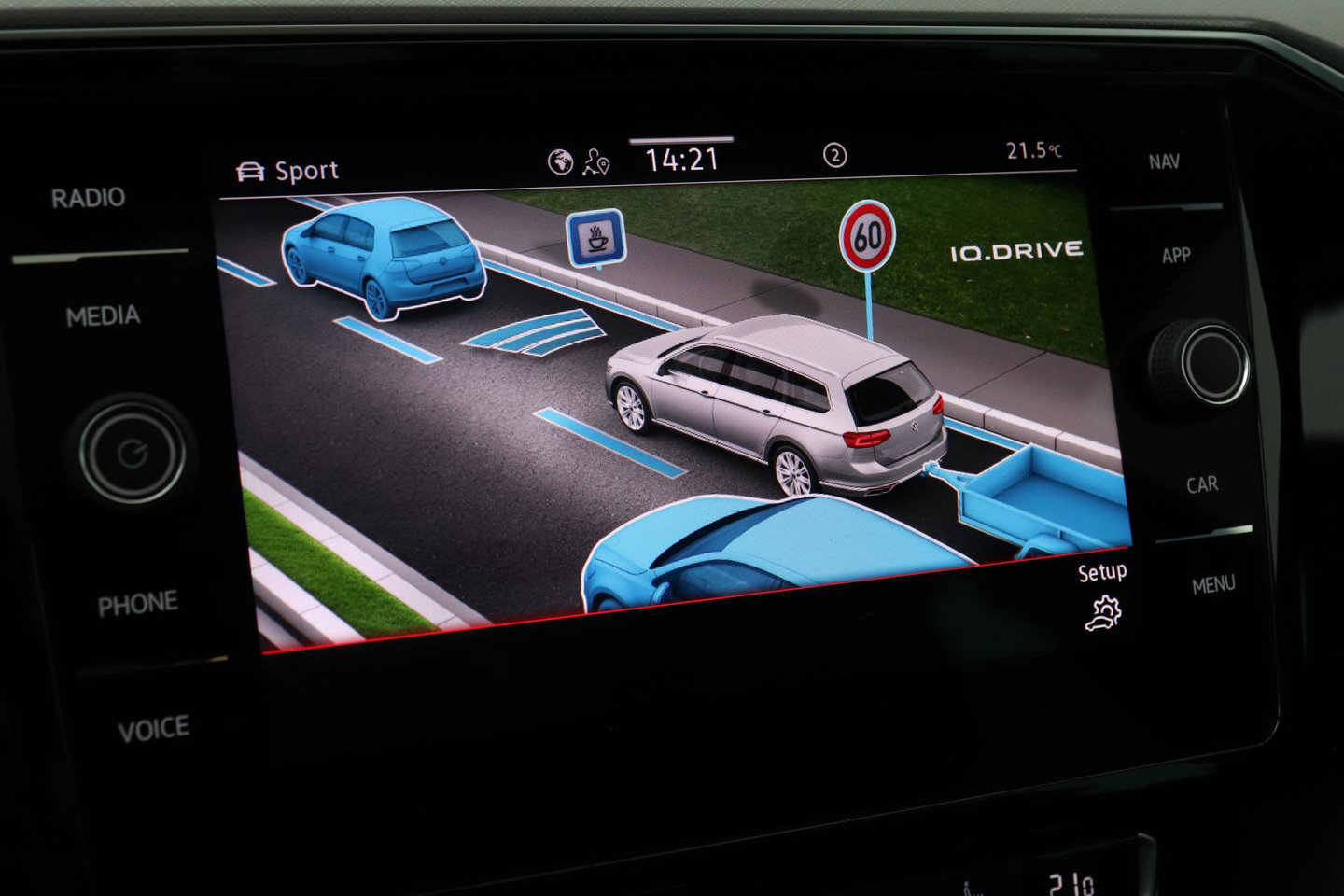 Volkswagen Passat Variant 1.4 TSI PHEV GTE Business | Massage | Panoramadak | 360° Camera | ACC | Standkachel | DCC | Matrix LED