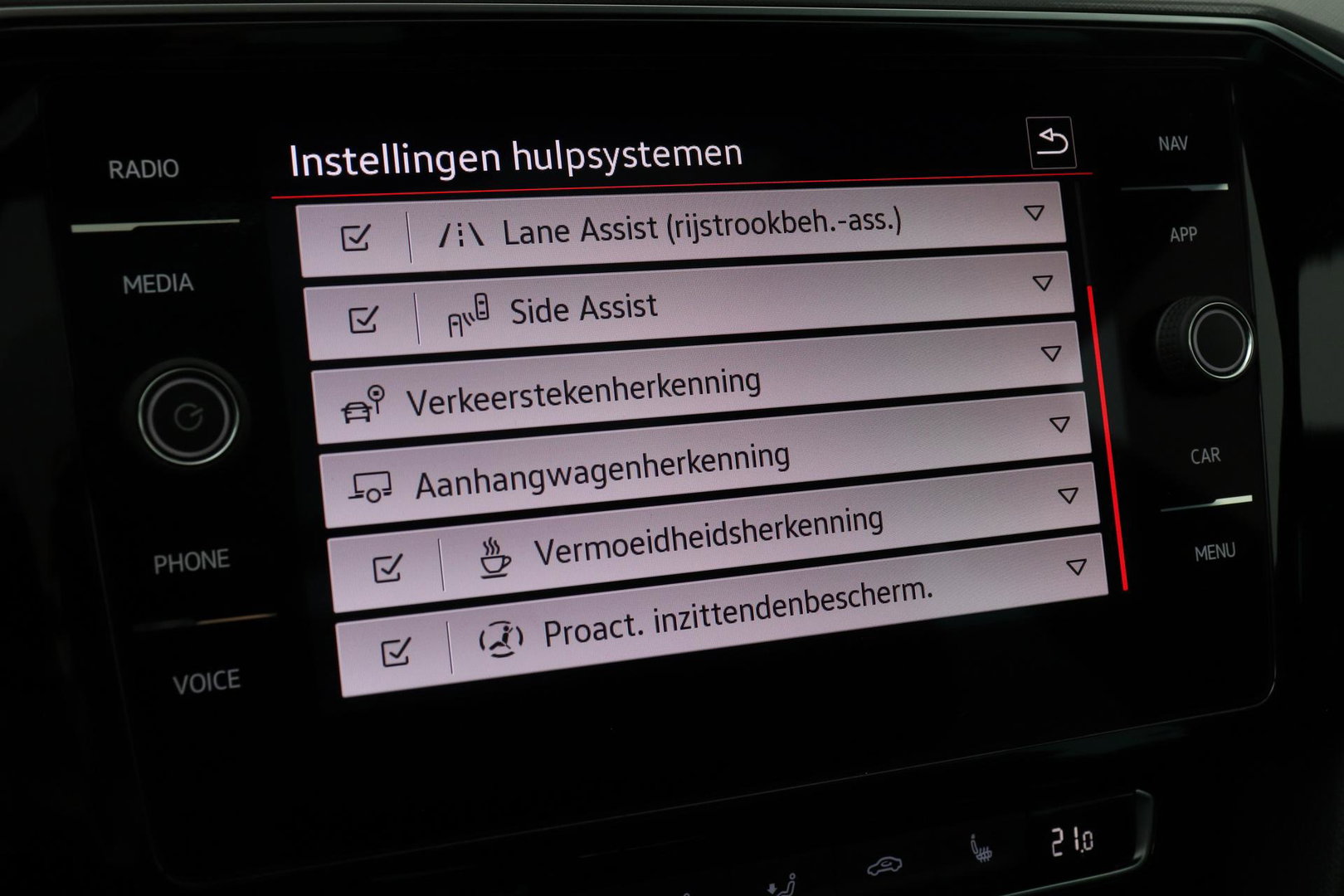 Volkswagen Passat Variant 1.4 TSI PHEV GTE Business | Massage | Panoramadak | 360° Camera | ACC | Standkachel | DCC | Matrix LED