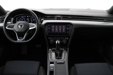 Volkswagen Passat Variant 1.4 TSI PHEV GTE Business | Massage | Panoramadak | 360° Camera | ACC | Standkachel | DCC | Matrix LED