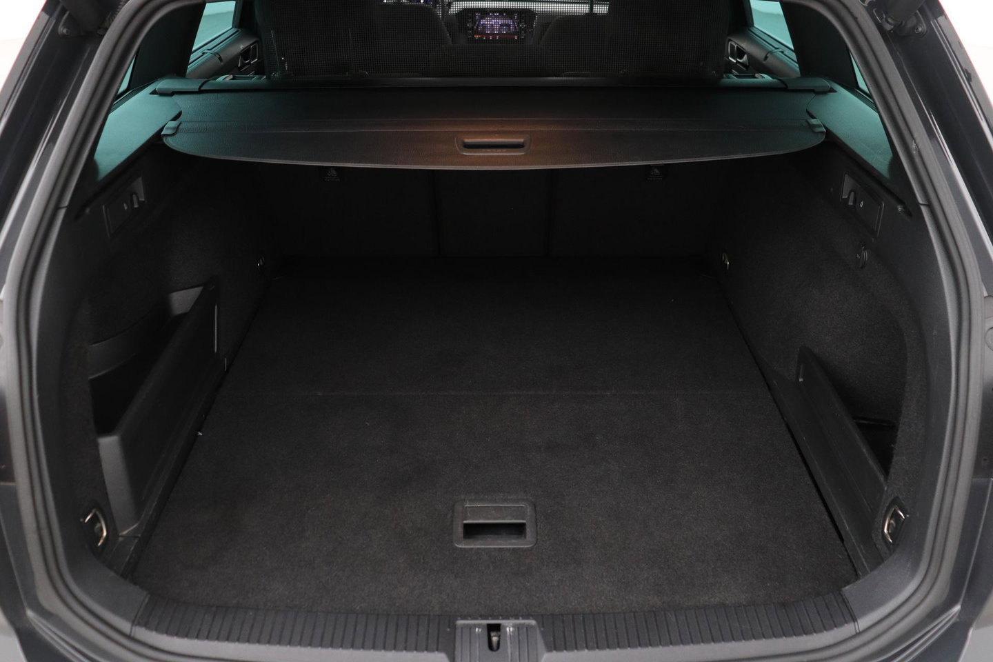 Volkswagen Passat Variant 1.4 TSI PHEV GTE Business | Massage | Panoramadak | 360° Camera | ACC | Standkachel | DCC | Matrix LED