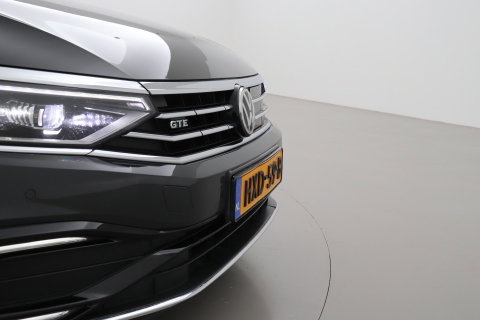 Volkswagen Passat Variant 1.4 TSI PHEV GTE Business | Massage | Panoramadak | 360° Camera | ACC | Standkachel | DCC | Matrix LED