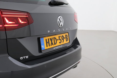 Volkswagen Passat Variant 1.4 TSI PHEV GTE Business | Massage | Panoramadak | 360° Camera | ACC | Standkachel | DCC | Matrix LED