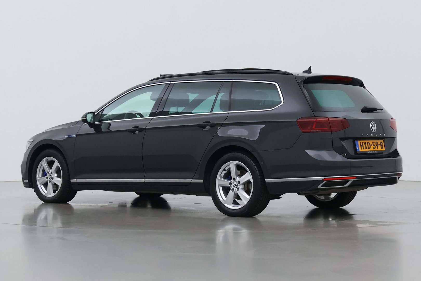 Volkswagen Passat Variant 1.4 TSI PHEV GTE Business | Massage | Panoramadak | 360° Camera | ACC | Standkachel | DCC | Matrix LED