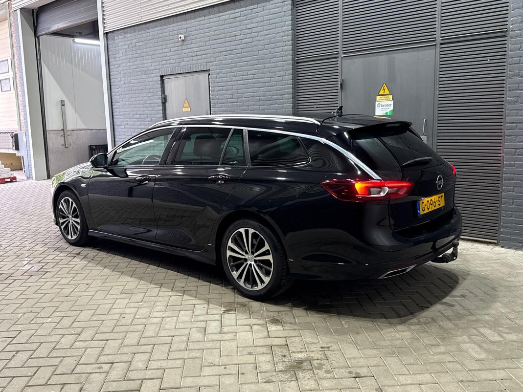 Opel Insignia Sports Tourer 1.5 Turbo Innovation | Panoramadak | Trekhaak | Camera | ACC | BLIS | Head-Up | 18 Inch