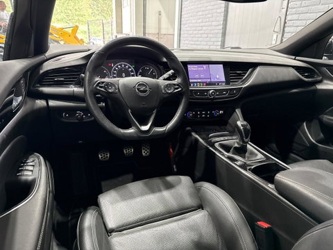 Opel Insignia Sports Tourer 1.5 Turbo Innovation | Panoramadak | Trekhaak | Camera | ACC | BLIS | Head-Up | 18 Inch