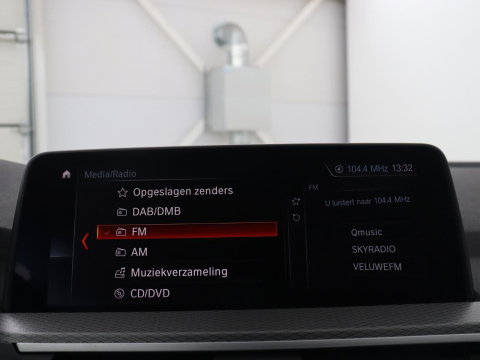 BMW X4 xDrive20i High Executive Edition M-sport | Panoramadak | Leder | Trekhaak | Camera | Sfeerverlichting | Stoelverwarming | Full LED | Climate control | Park assist | Cruise control |