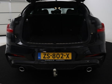 BMW X4 xDrive20i High Executive Edition M-sport | Panoramadak | Leder | Trekhaak | Camera | Sfeerverlichting | Stoelverwarming | Full LED | Climate control | Park assist | Cruise control |