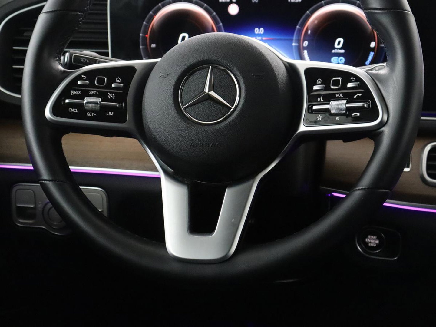 Mercedes-Benz GLE 350 e 4MATIC | SOH 96.4% | Leder | Trekhaak | Sfeerverlichting | Camera | Park assist | Full LED | Stoelverwarming | Cruise control | Navigatie |