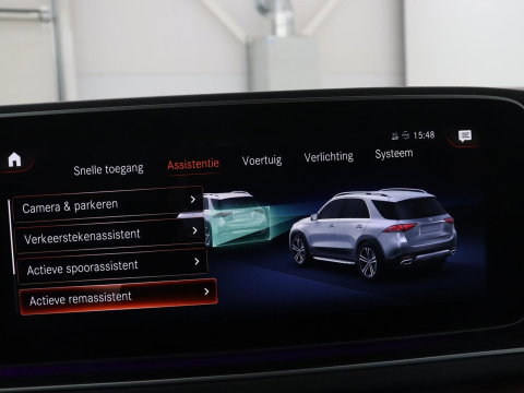 Mercedes-Benz GLE 350 e 4MATIC | SOH 96.4% | Leder | Trekhaak | Sfeerverlichting | Camera | Park assist | Full LED | Stoelverwarming | Cruise control | Navigatie |