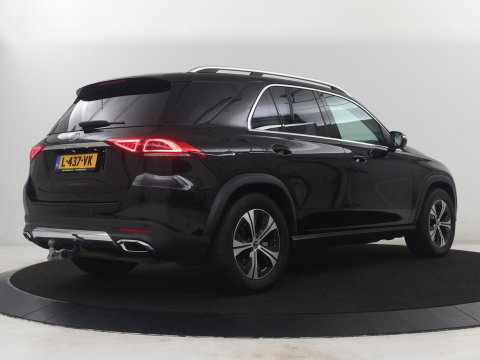 Mercedes-Benz GLE 350 e 4MATIC | SOH 96.4% | Leder | Trekhaak | Sfeerverlichting | Camera | Park assist | Full LED | Stoelverwarming | Cruise control | Navigatie |