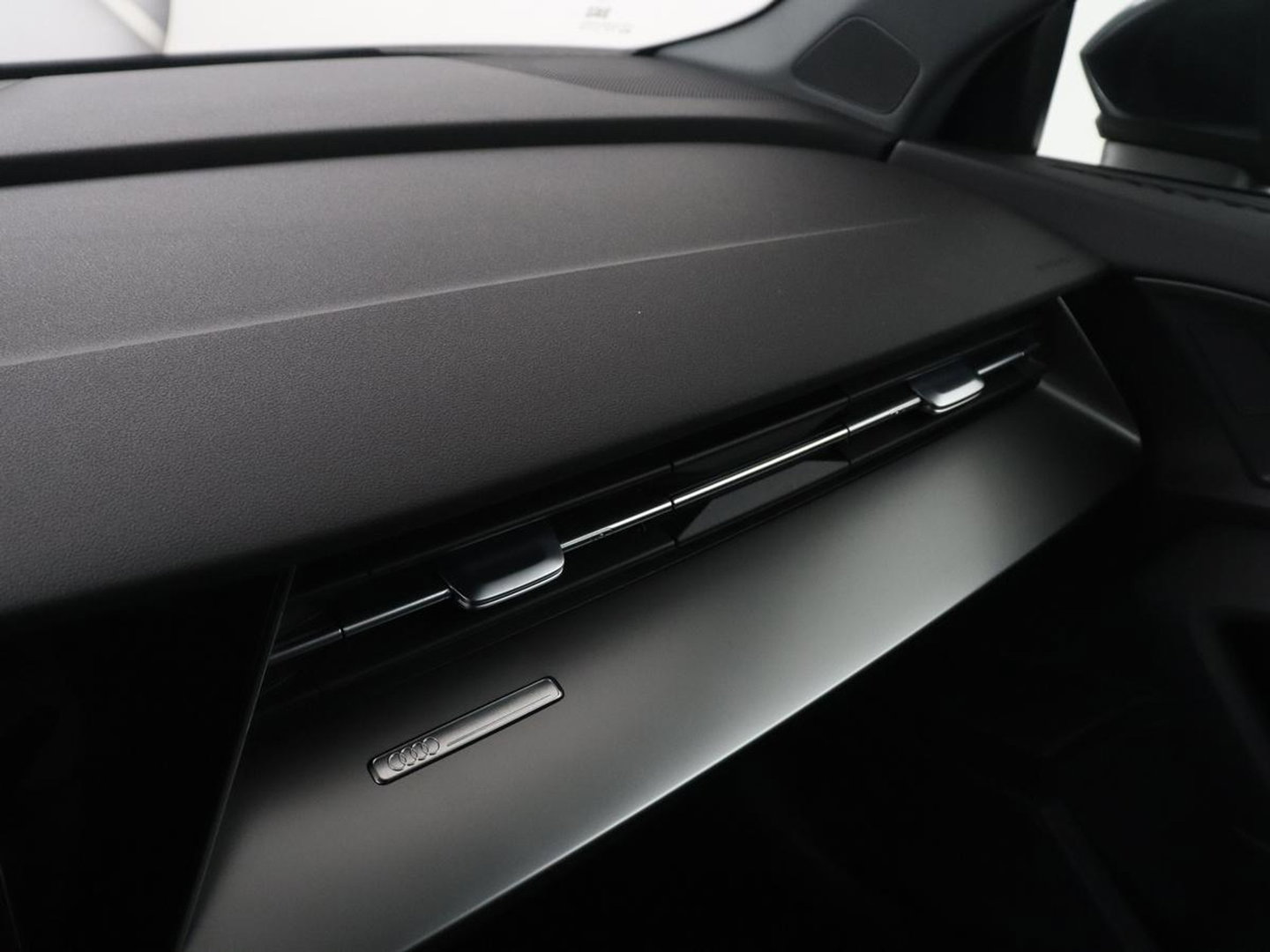 Audi A3 Limousine 35 TFSI Advanced edition | Camera | LED | Apple Carplay | Adapt. Cruise |