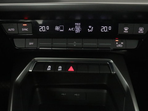 Audi A3 Limousine 35 TFSI Advanced edition | Camera | LED | Apple Carplay | Adapt. Cruise |