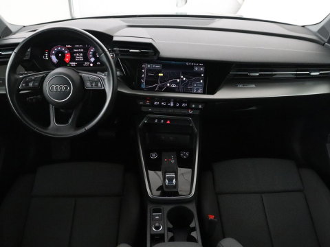 Audi A3 Limousine 35 TFSI Advanced edition | Camera | LED | Apple Carplay | Adapt. Cruise |