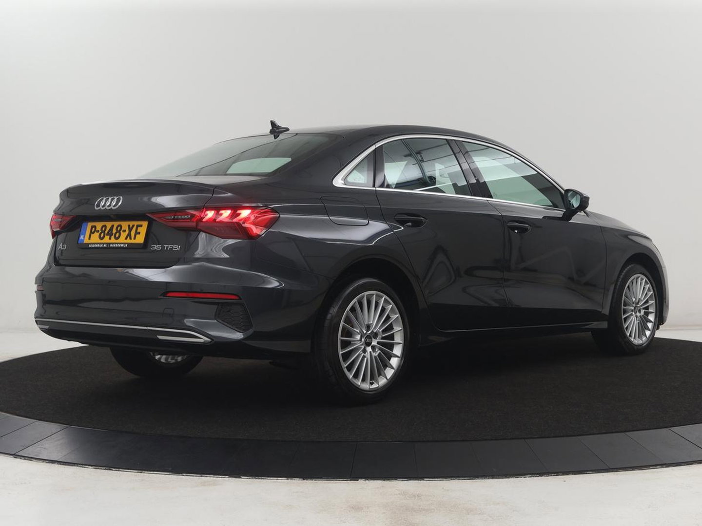 Audi A3 Limousine 35 TFSI Advanced edition | Camera | LED | Apple Carplay | Adapt. Cruise |