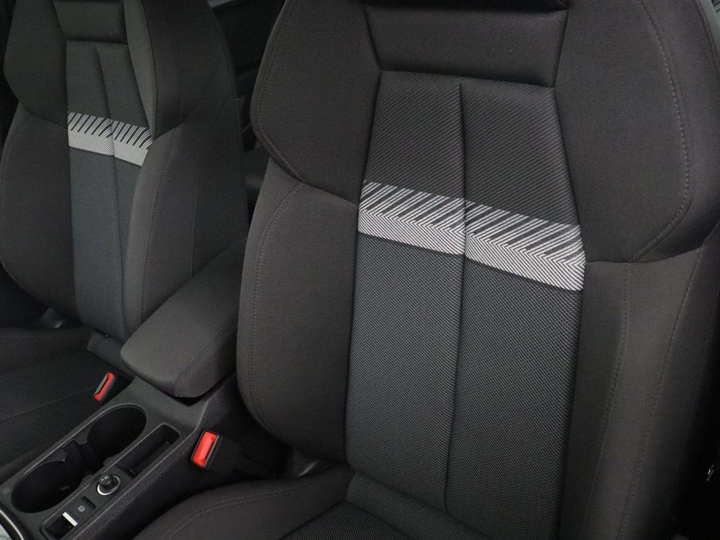 Audi A3 Limousine 35 TFSI Advanced edition | Camera | LED | Apple Carplay | Adapt. Cruise |