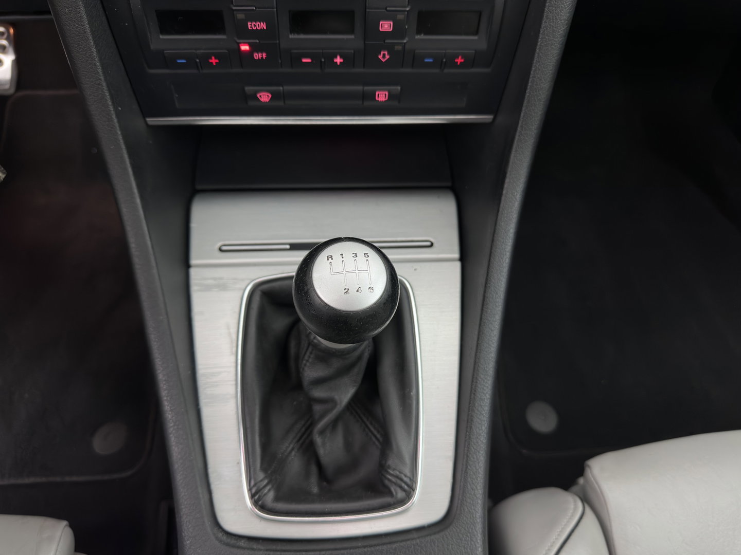 Audi A4 Limousine 4.2 V8 RS 4 Quattro