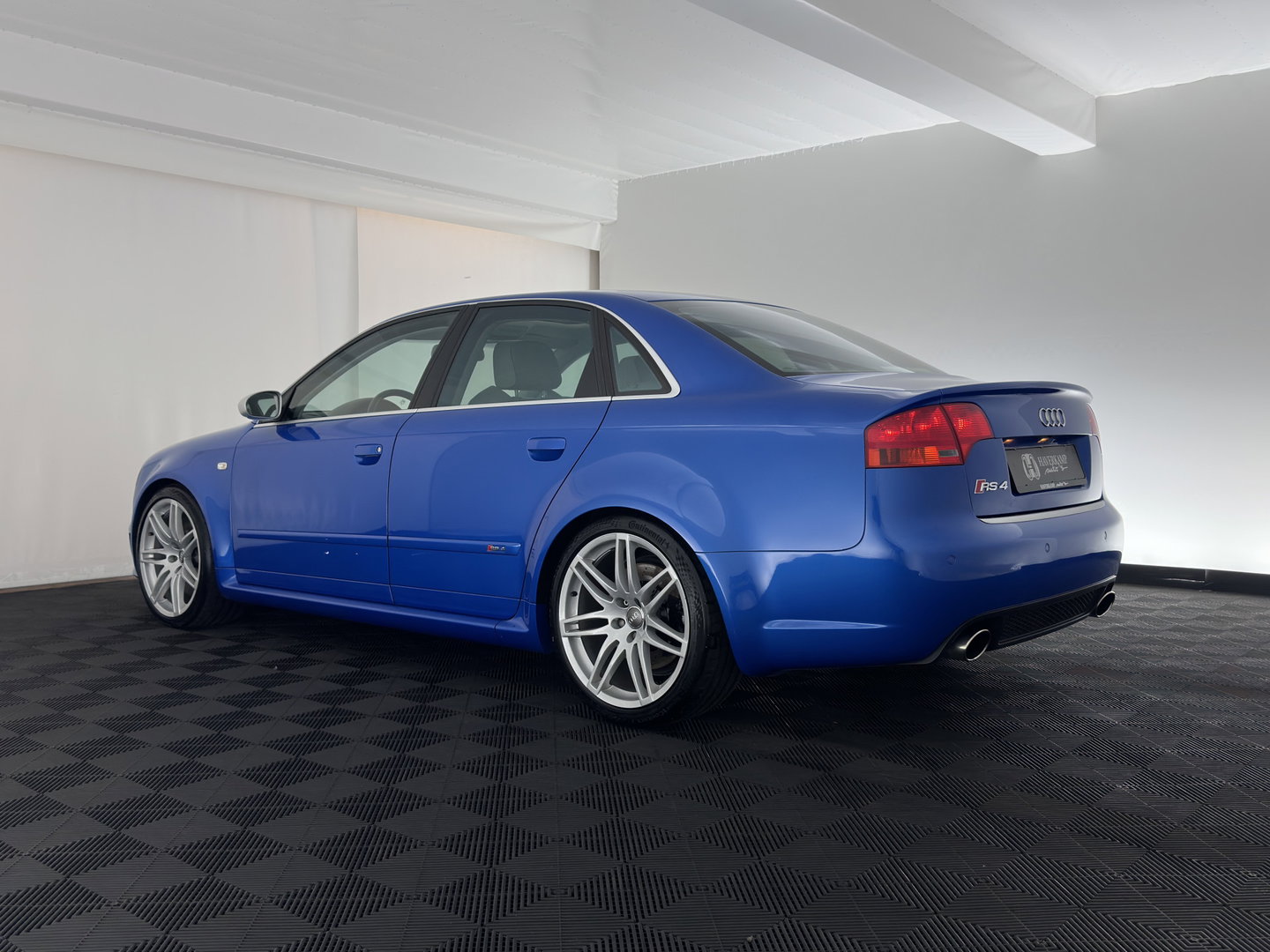 Audi A4 Limousine 4.2 V8 RS 4 Quattro
