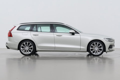 Volvo V60 2.0 D4 Inscription | Harman/Kardon | Pilot-assist | BLIS | Trekhaak | Stoelverwarming | Carplay | ACC