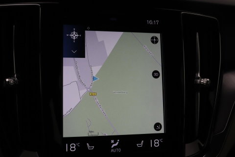 Volvo V60 2.0 D4 Inscription | Harman/Kardon | Pilot-assist | BLIS | Trekhaak | Stoelverwarming | Carplay | ACC
